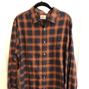 Chambray men’s button down